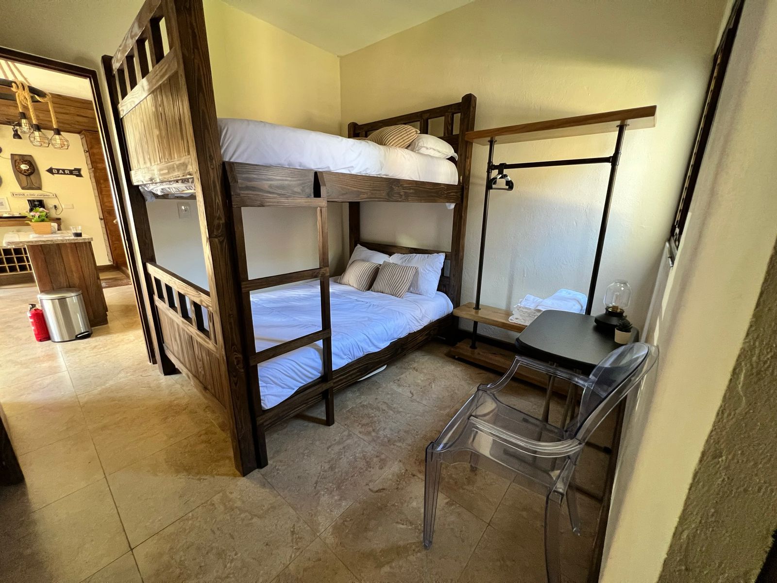VENDO HERMOSA VILLA AMUEBLADA EN JARABACOA Foto 7302689-5.jpg