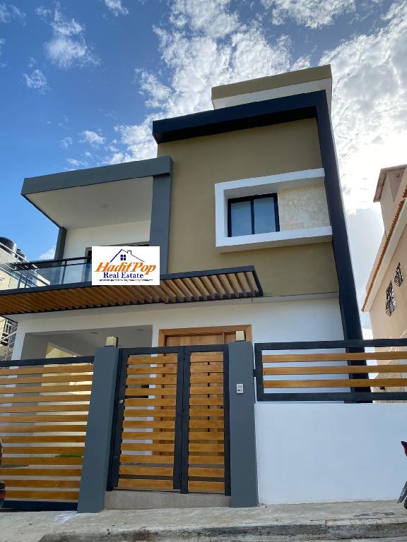 CASA DE DOS NIVELES EN VENTA  Foto 7302779-1.jpg