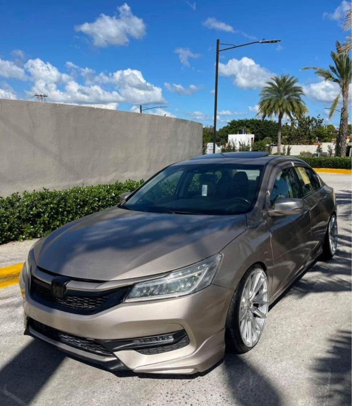 Honda Accord Touring 2015  en Peravia Foto 7302797-2.jpg