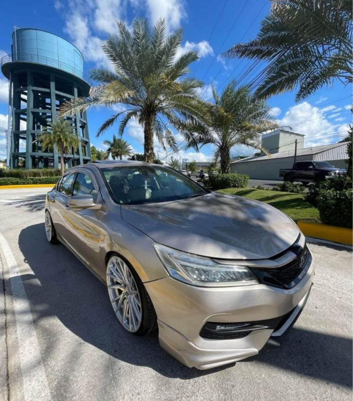 Honda Accord Touring 2015  en Peravia Foto 7302797-3.jpg