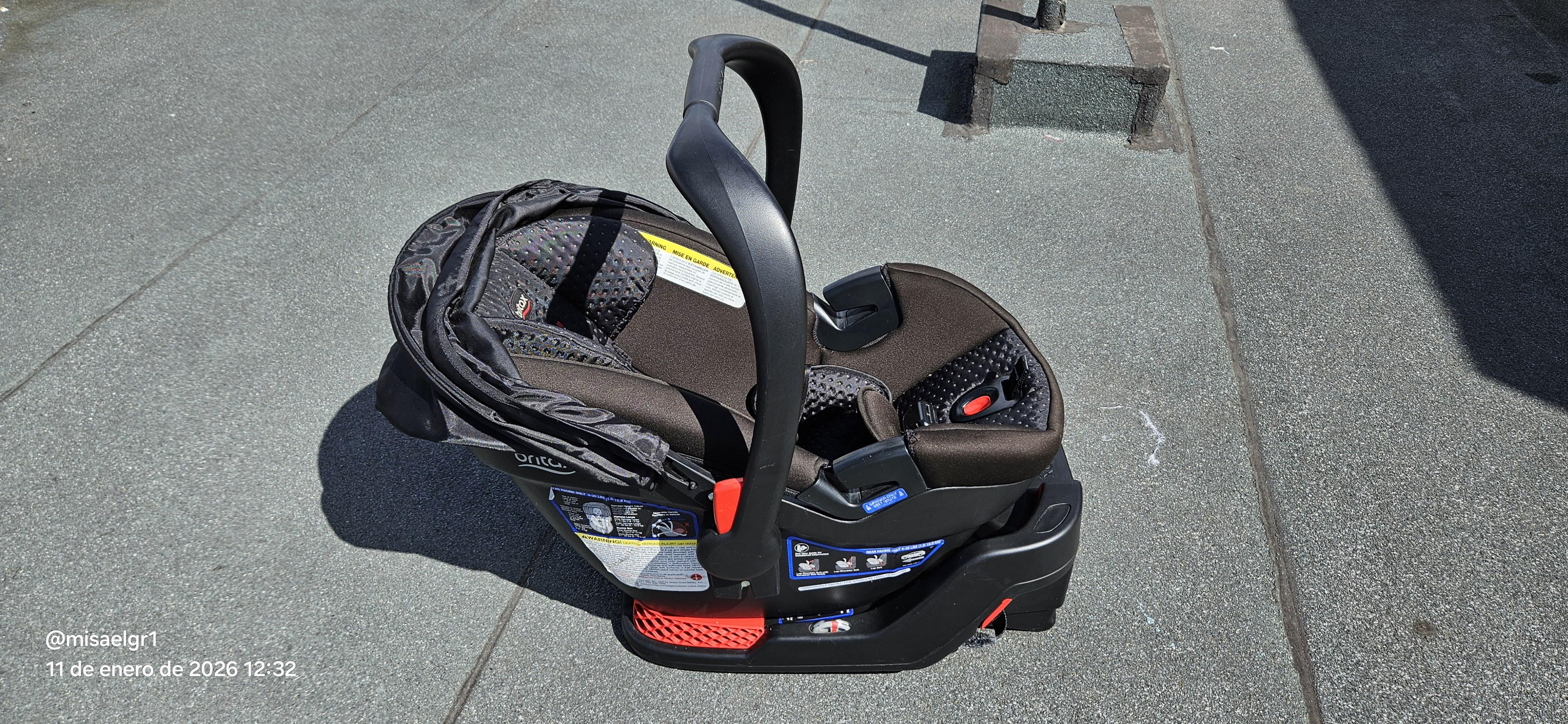 Portabebés Britax- silla de carro y paseo para bebés Foto 7302829-6.jpg