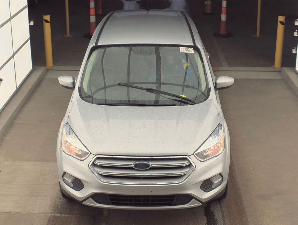 FORD ESCAPE SE  2019 Foto 7302846-2.jpg