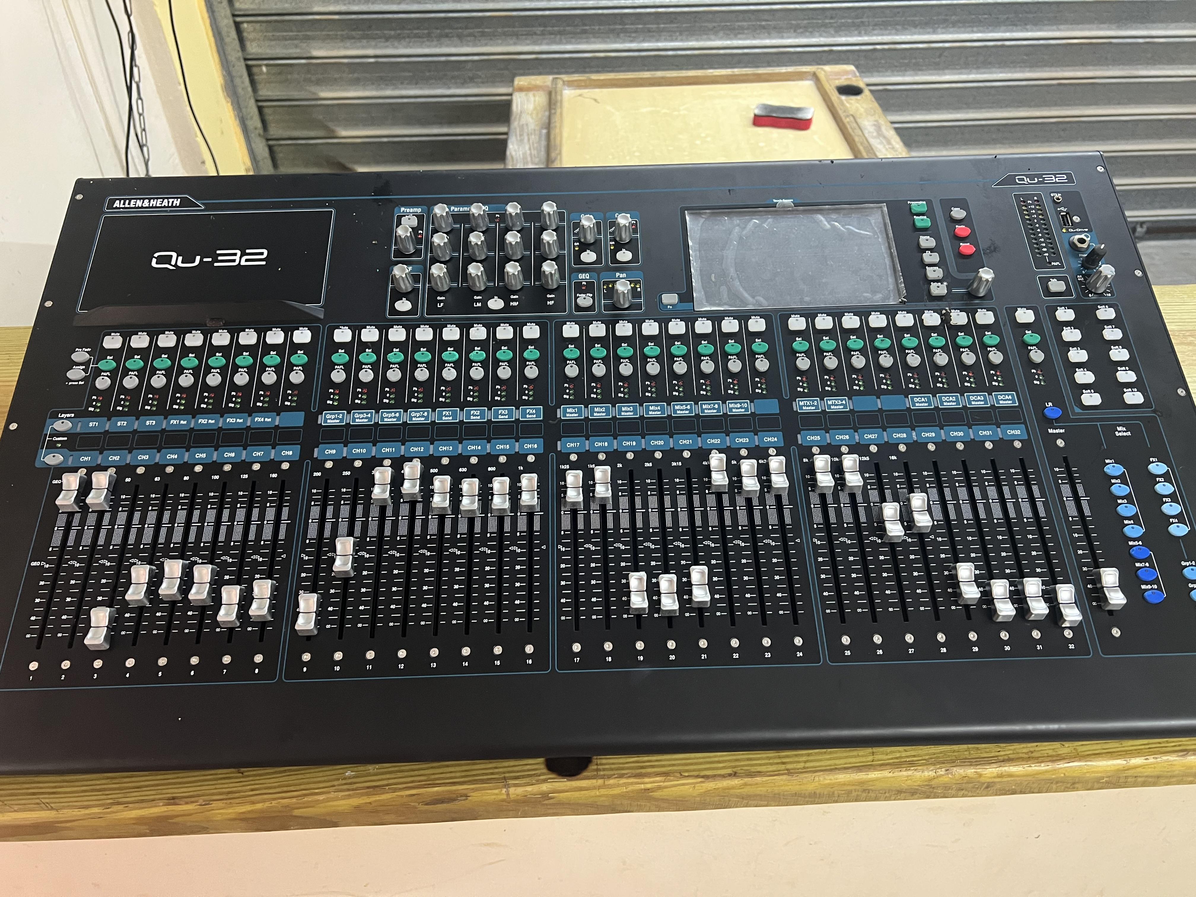 Consola digital mix  en Santo Domingo Este Foto 7302954-5.jpg