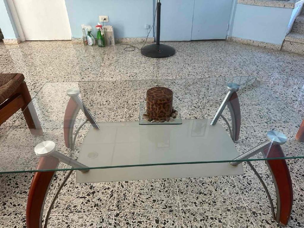 Mesa con tope de cristal  Foto 7302998-1.jpg
