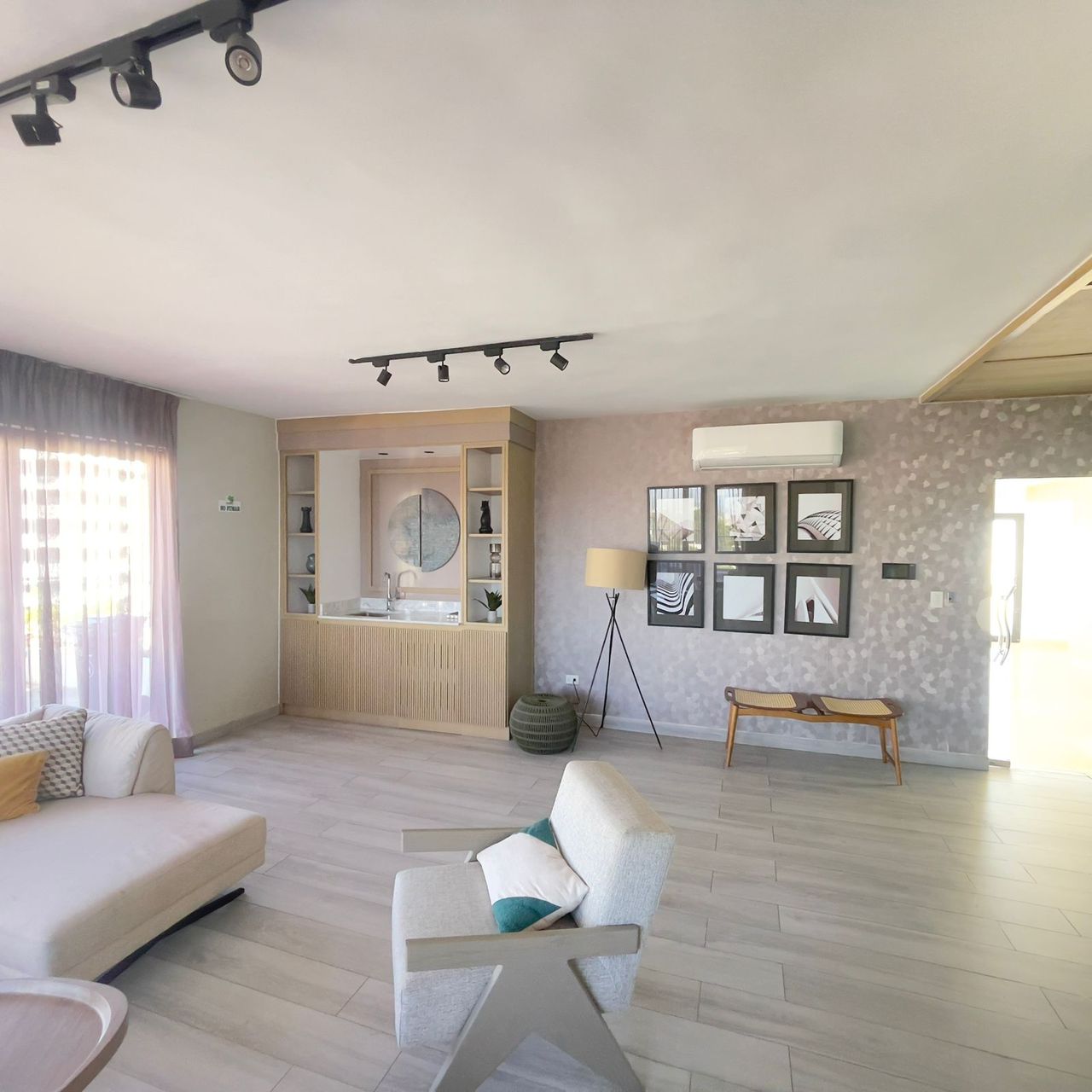 ???? APARTAMENTO AMUEBLADO DE LUJO EN RENTA  TORRE LA TRINITARIA Foto 7303005-11.jpg