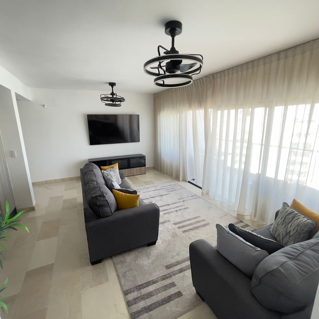 ???? APARTAMENTO AMUEBLADO DE LUJO EN RENTA  TORRE LA TRINITARIA Foto 7303005-3.jpg