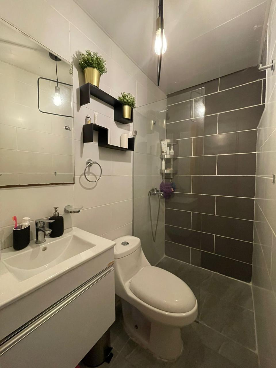 Apartamento Amueblado de tres habitaciones en La Esperilla Foto 7303045-11.jpg
