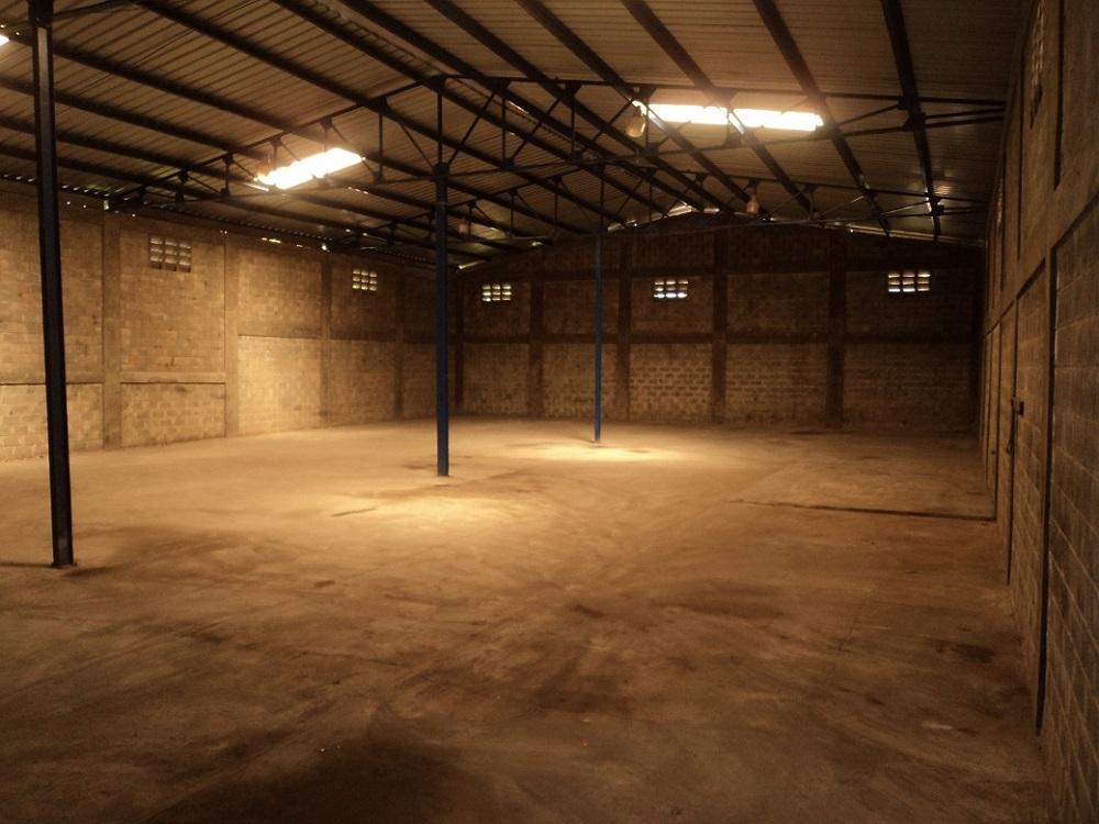 Alquilo Nave de 700 m2 Próximo a Autopista Duarte Foto 7303071-5.jpg