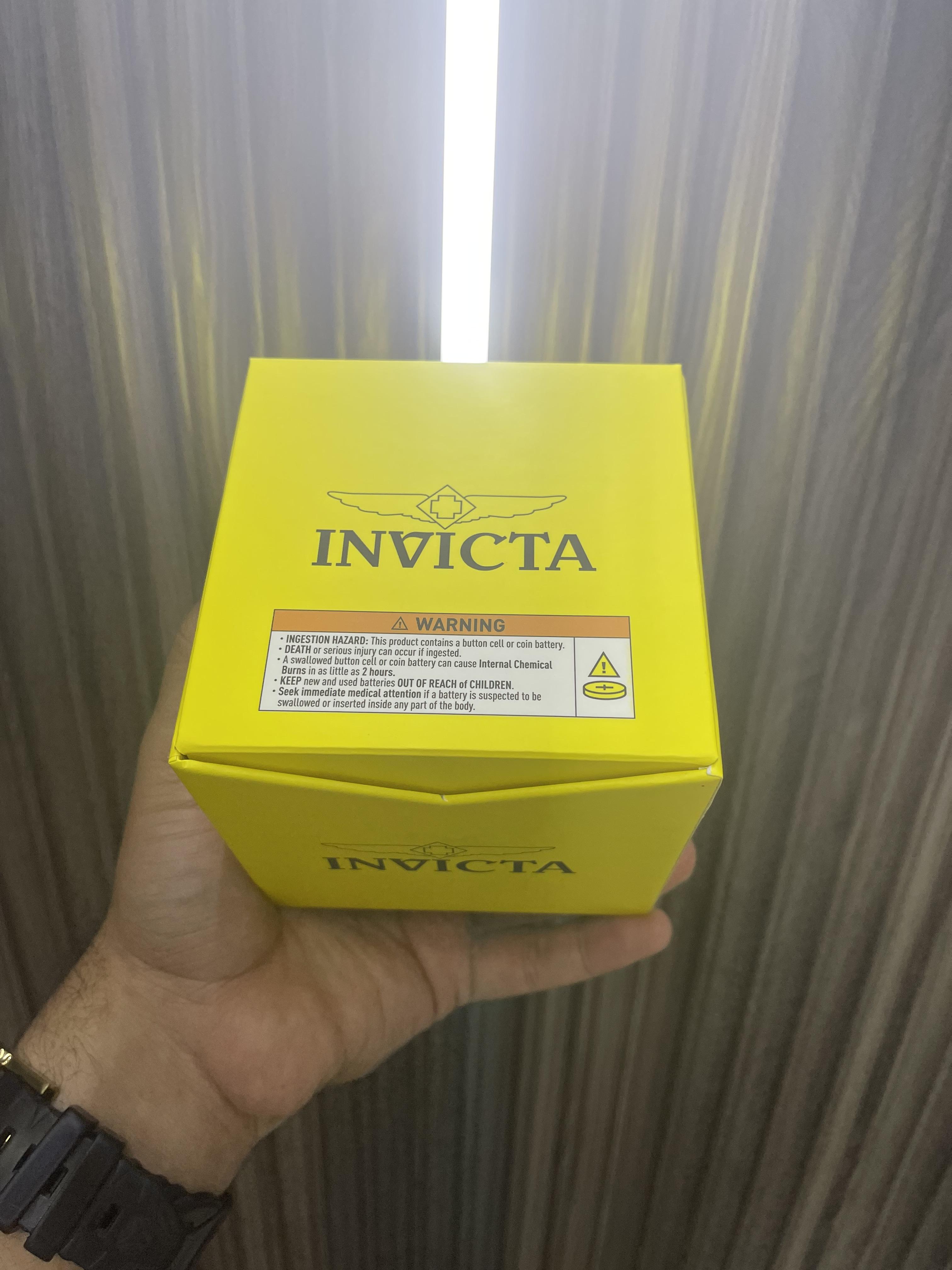 Reloj invicta modelo 30023 para hombre Foto 7303095-2.jpg