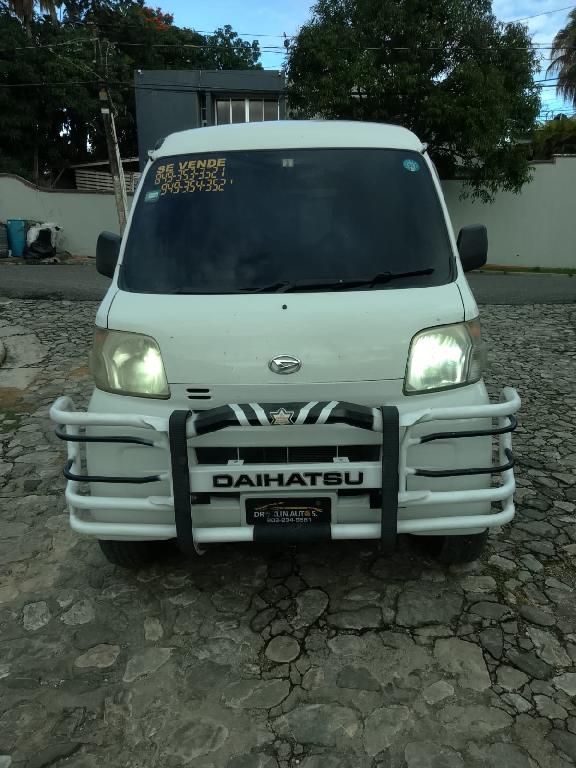 Minivan Daihatsu Hijet 2015 en excelentes condiciones Foto 7303108-1.jpg
