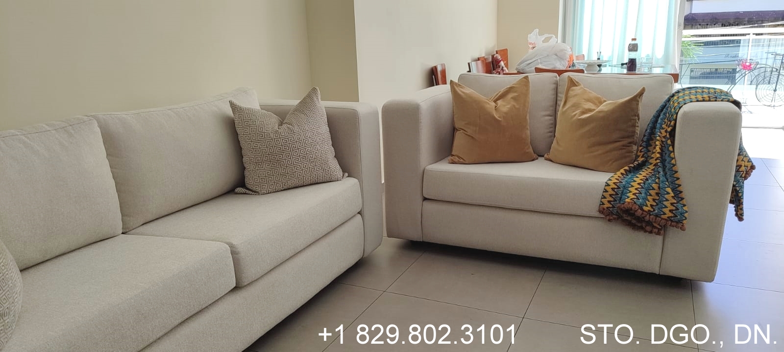 Vendo hermoso juego de muebles y sillas para sala Foto 7303180-8.jpg