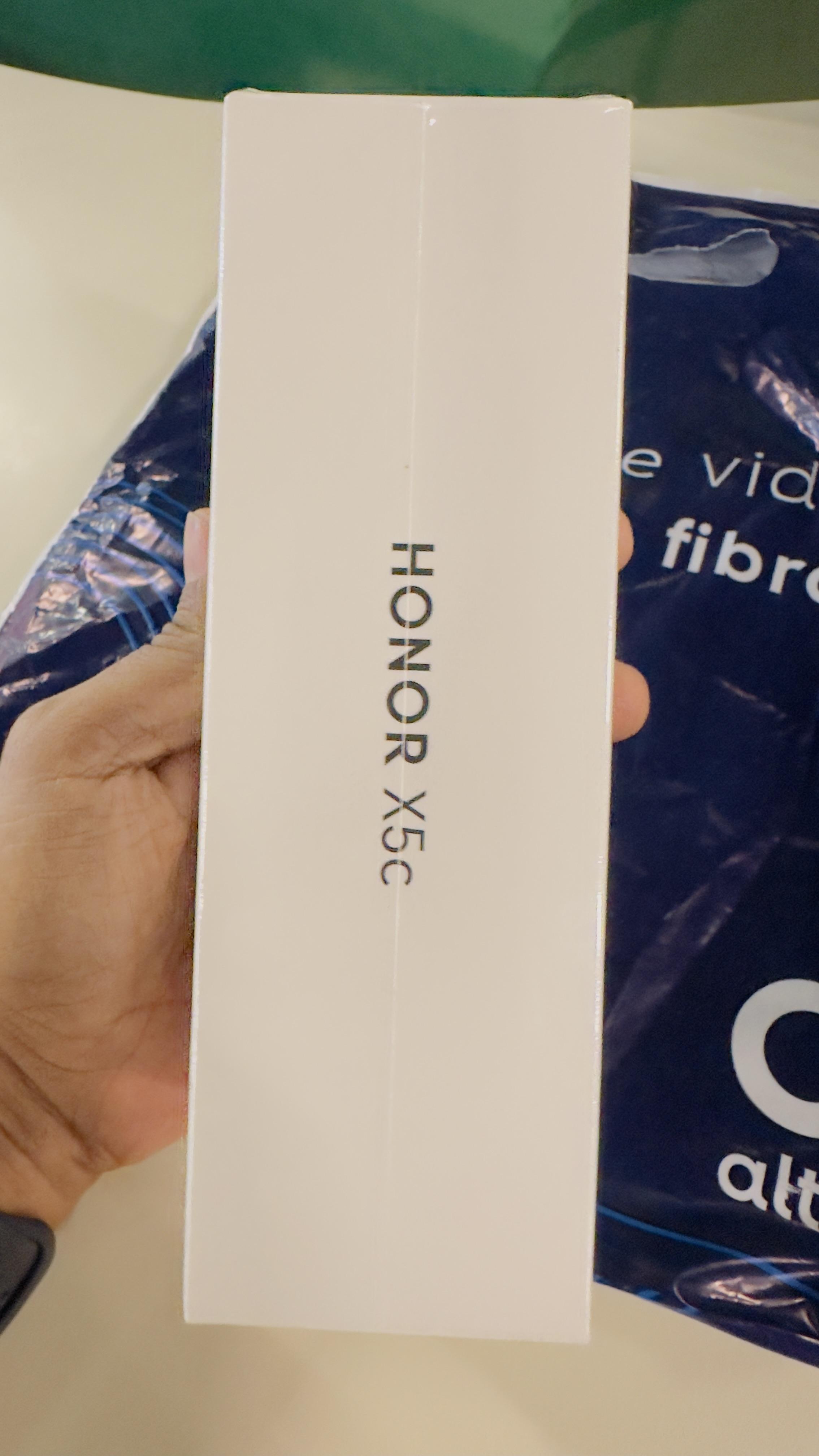 HONOR H5c NUEVO ALTICE 128GB SELLADO Foto 7303272-3.jpg