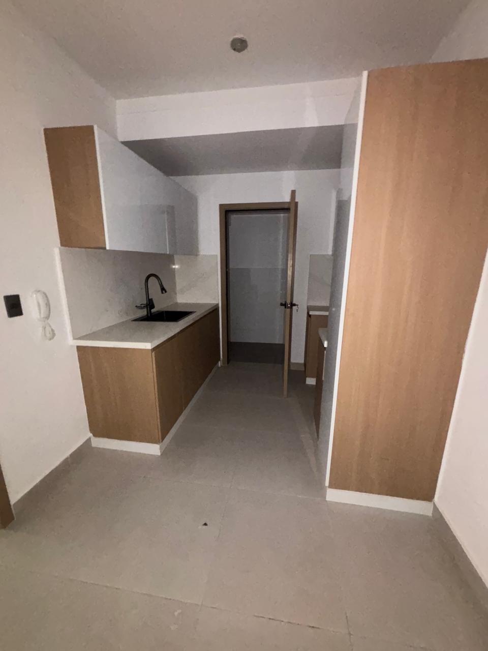 Apartamento de 1 habitación  estudio en Evaristo Morales Foto 7303274-3.jpg
