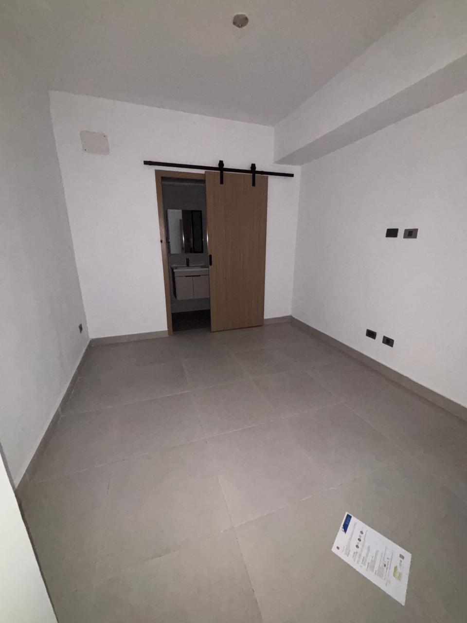 Apartamento de 1 habitación  estudio en Evaristo Morales Foto 7303274-8.jpg