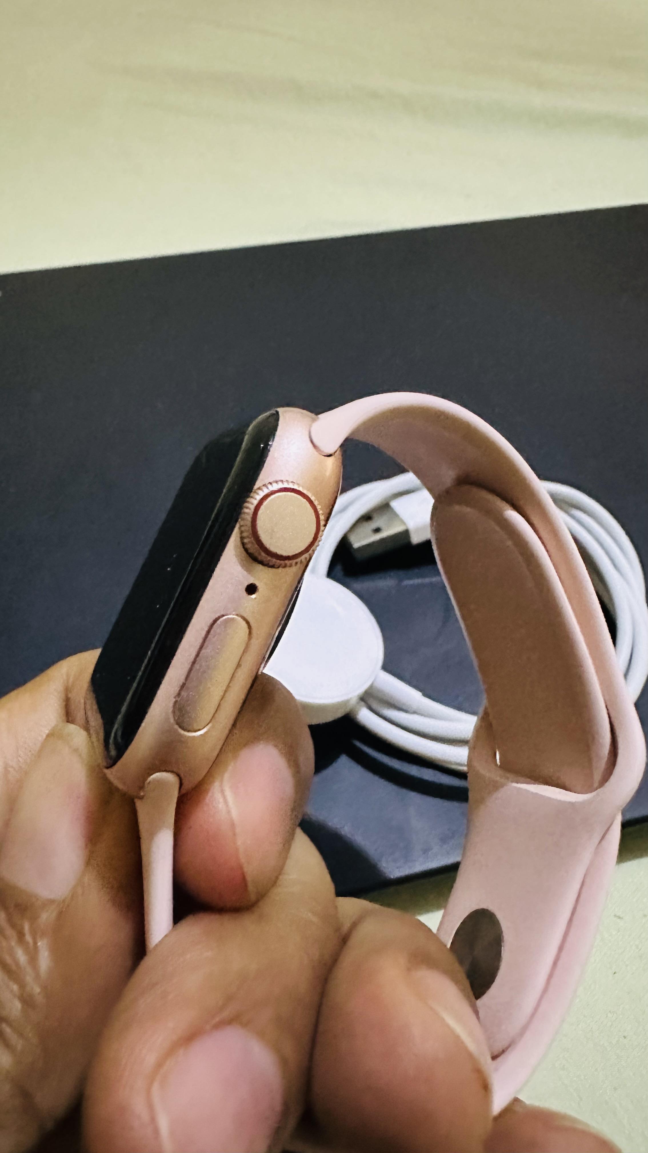 APPLE WATCH SE 40MM ROSE GOLD LTE ????⌚️ Foto 7303306-4.jpg