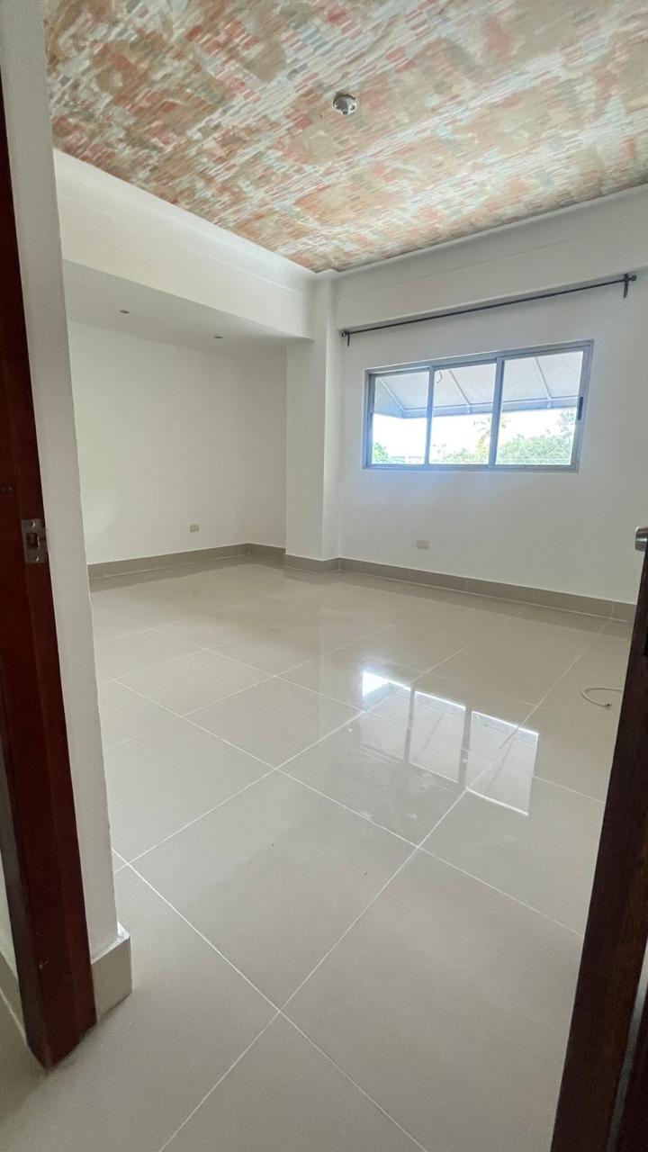 Apartamento en Alquiler – Mirador Sur Santo Domingo Próximo a la Av. 2 Foto 7303452-4.jpg