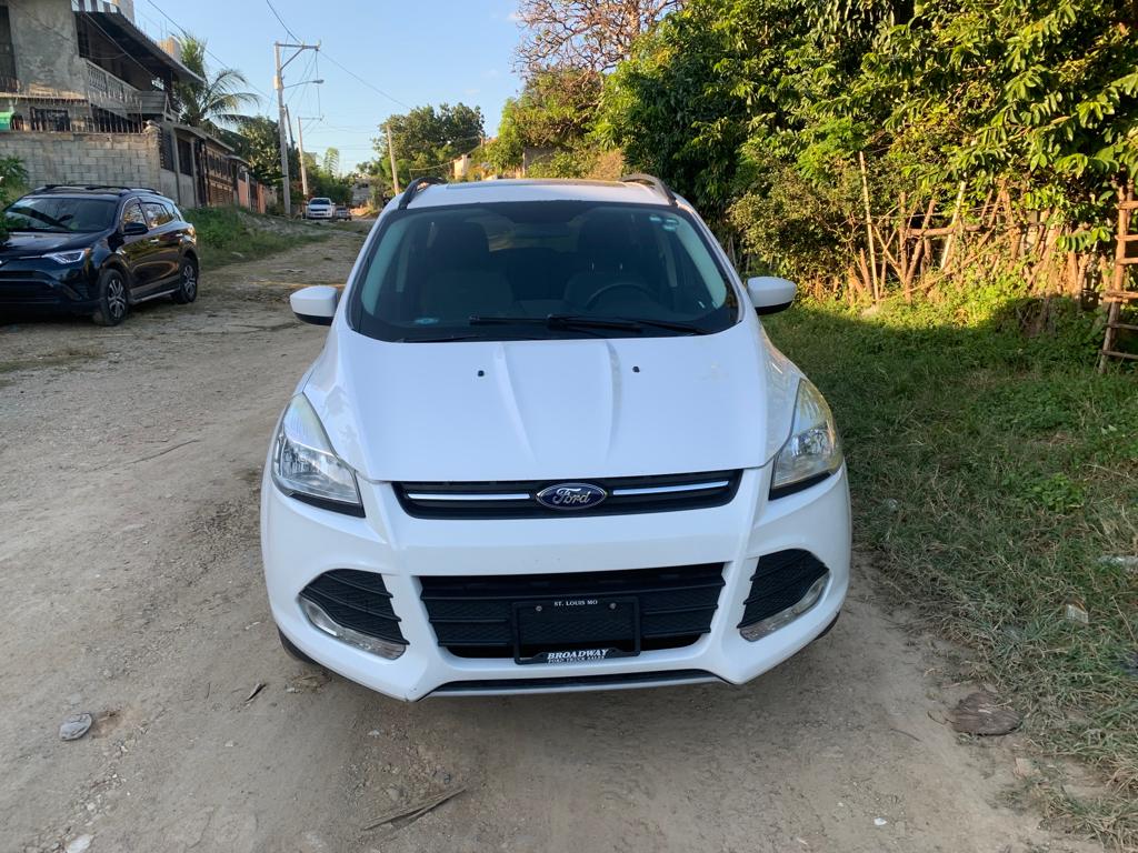 Ford Escape 2016 Foto 7303469-1.jpg