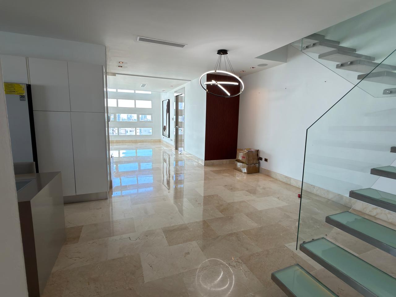 VENDO AMPLIO Y HERMOSO PENT-HOUSE MIRADOR SUR / CACICAZGOS Foto 7303580-7.jpg