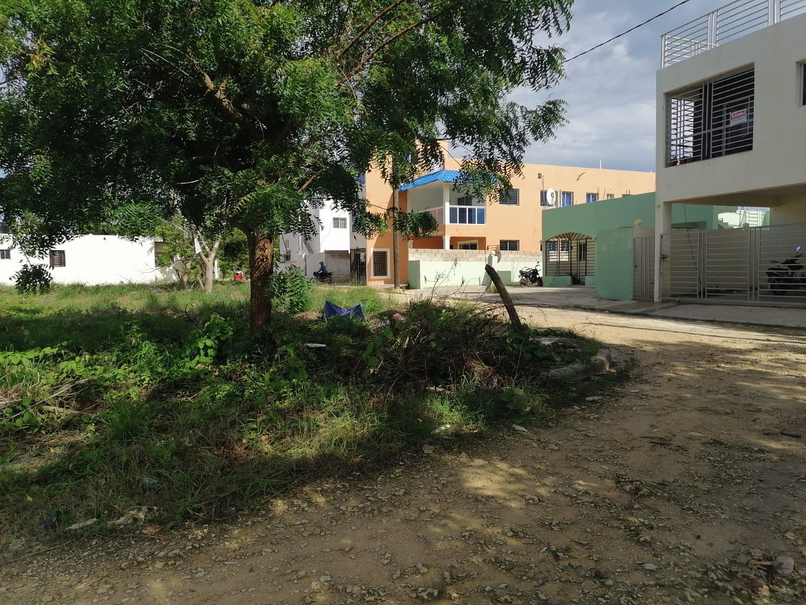 Terreno en Venta en Berenito La Romana Foto 7303710-5.jpg