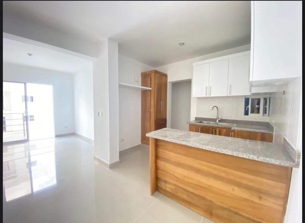 ???? Renta de Apartamento – Segundo Nivel en Gurabo Foto 7303768-3.jpg