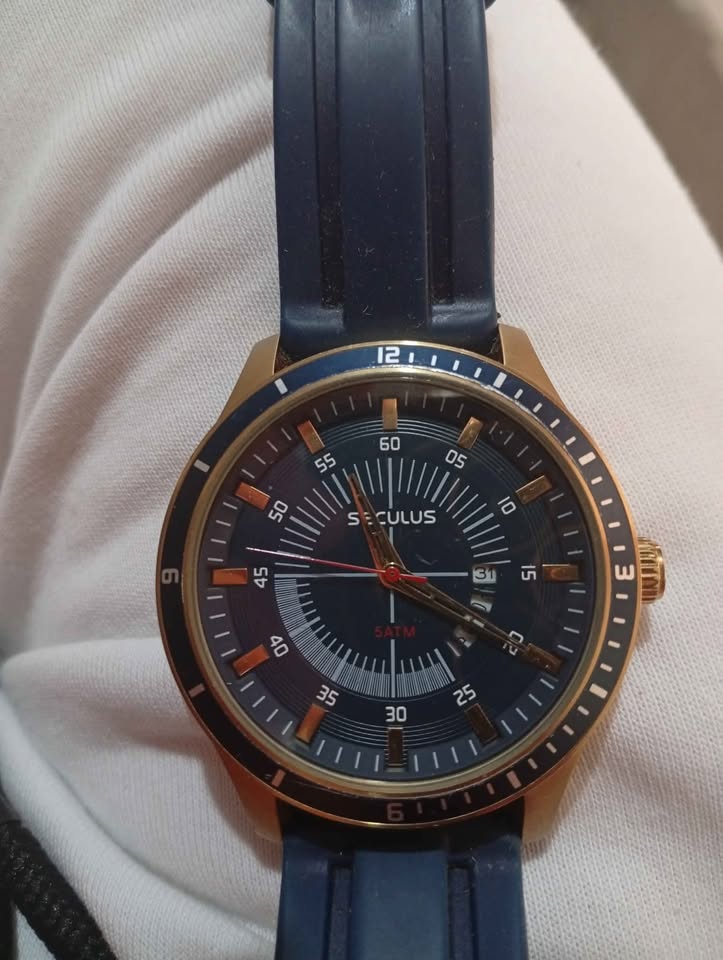 Relojes Seculus Foto 7303907-1.jpg