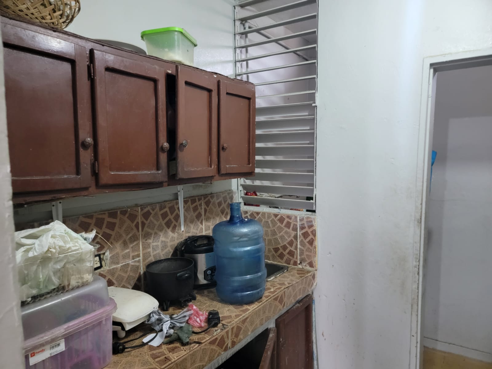 VENDO APARTAMENTO EN RD2.8 MM A UNA ESQ DE LA AV. 27 DE FEBRERO STO.DG Foto 7303914-3.jpg