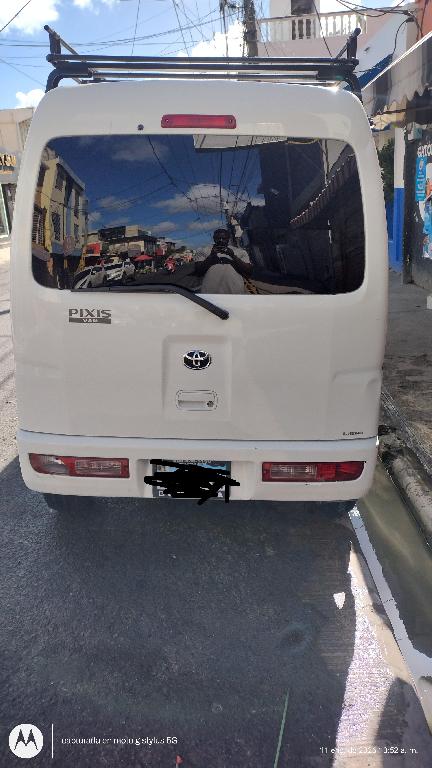 Toyota pixis van en La Romana Foto 7303992-1.jpg