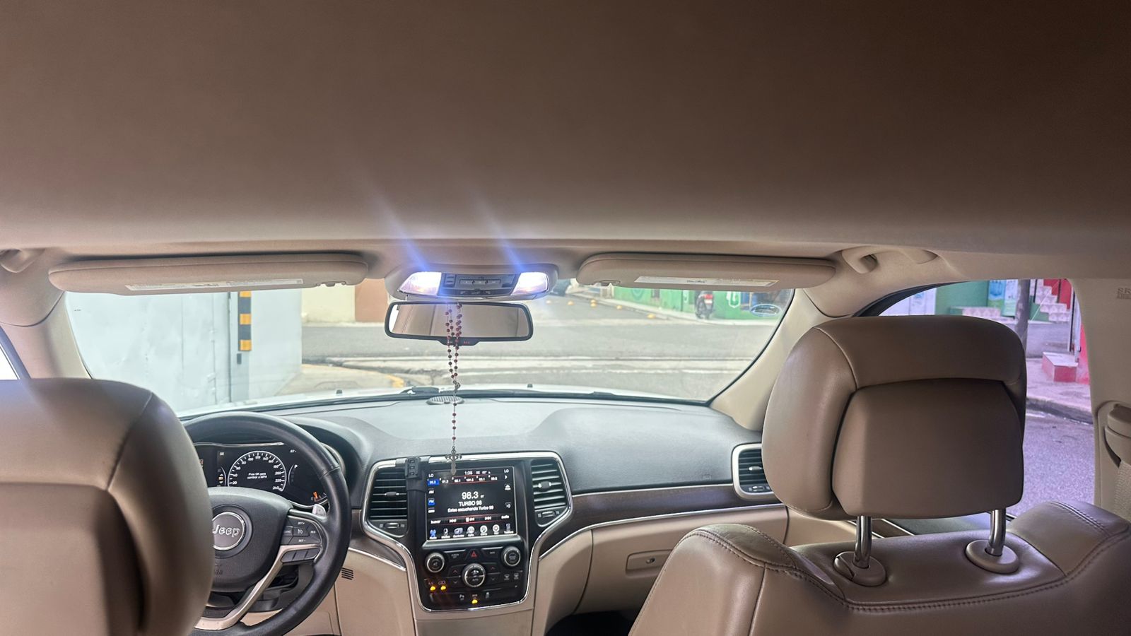 Se vende Jeep Grand Cherokee en Espaillat Foto 7303996-5.jpg