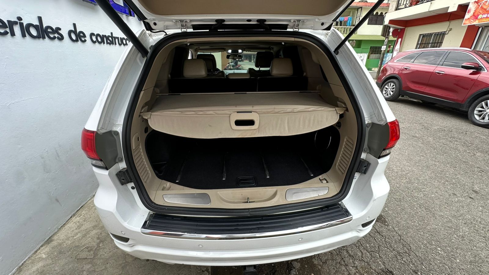 Se vende Jeep Grand Cherokee en Espaillat Foto 7303996-9.jpg