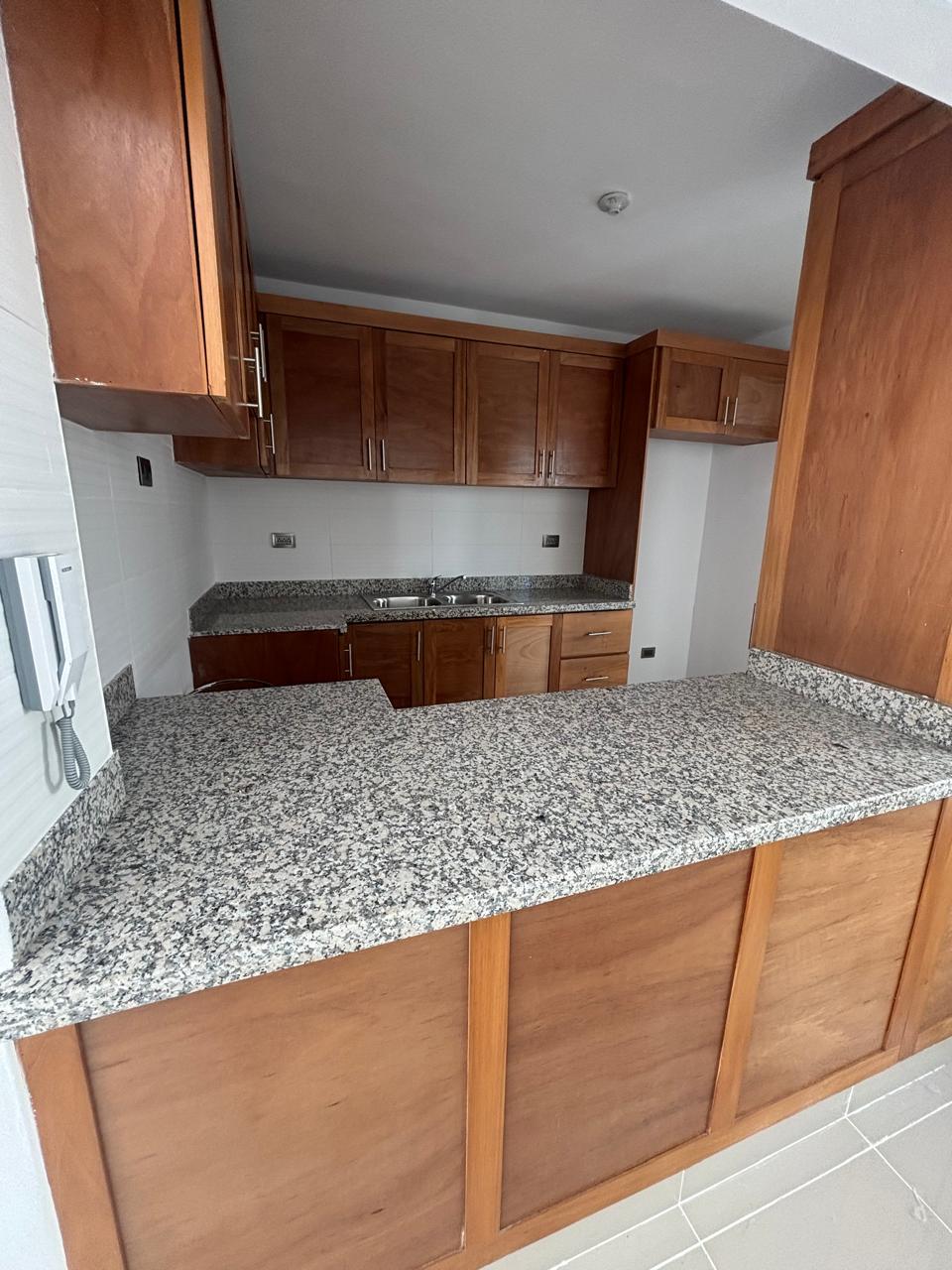 Apartamento en Venta en Av. República de Colombia Santo Domingo Foto 7304028-6.jpg