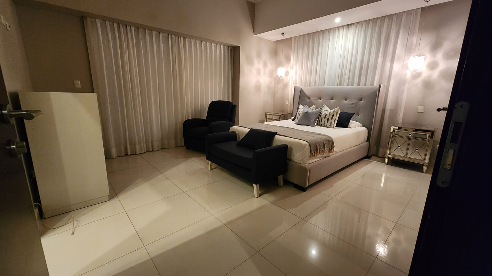 Venta o Alquiler apartamento amueblado en Naco Foto 7304031-11.jpg