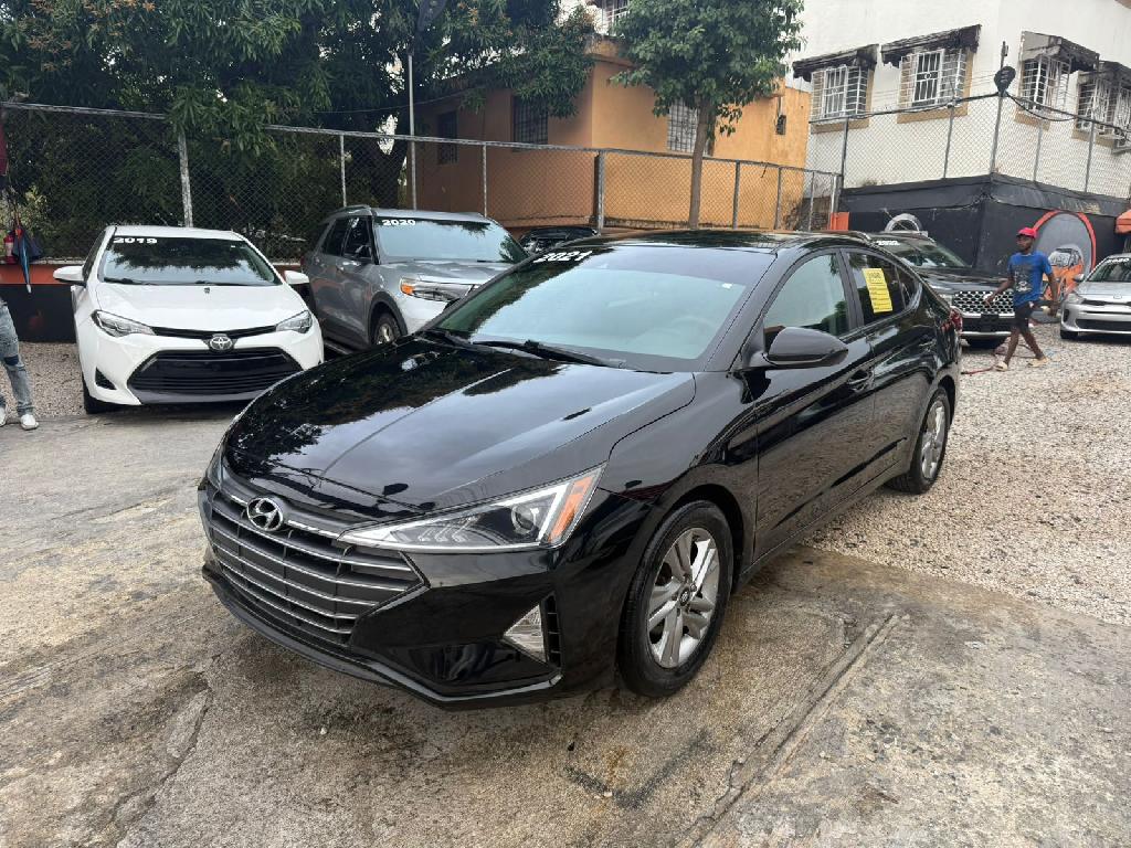 HYUNDAI ELANTRA LIMITED 2020 Foto 7304141-1.jpg