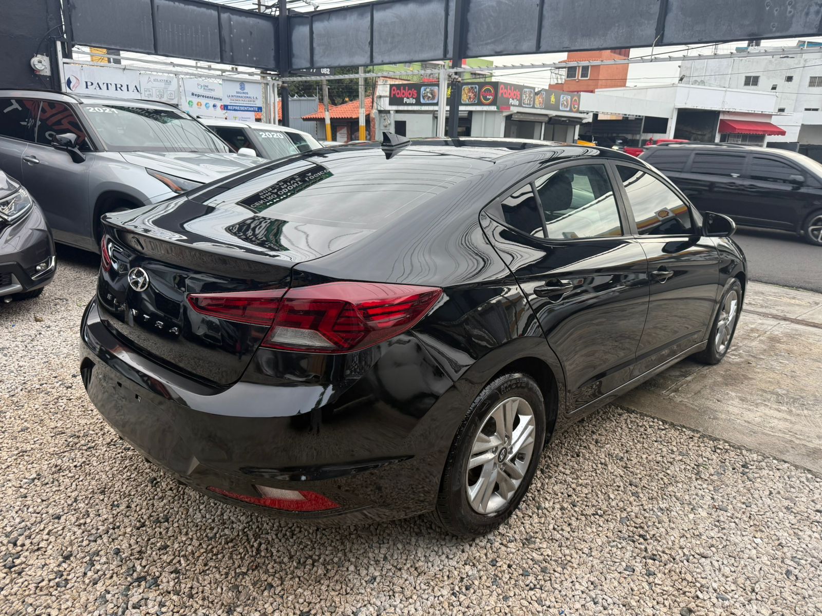 HYUNDAI ELANTRA LIMITED 2020 Foto 7304141-3.jpg