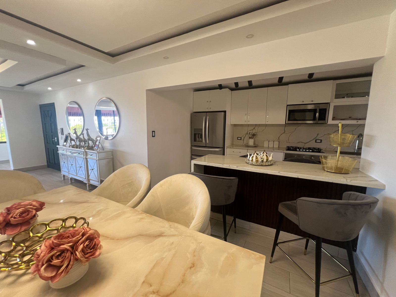 Apartamento Amueblado en Gazcue – Próximo a la Universidad UNIBE  PREC Foto 7304147-7.jpg