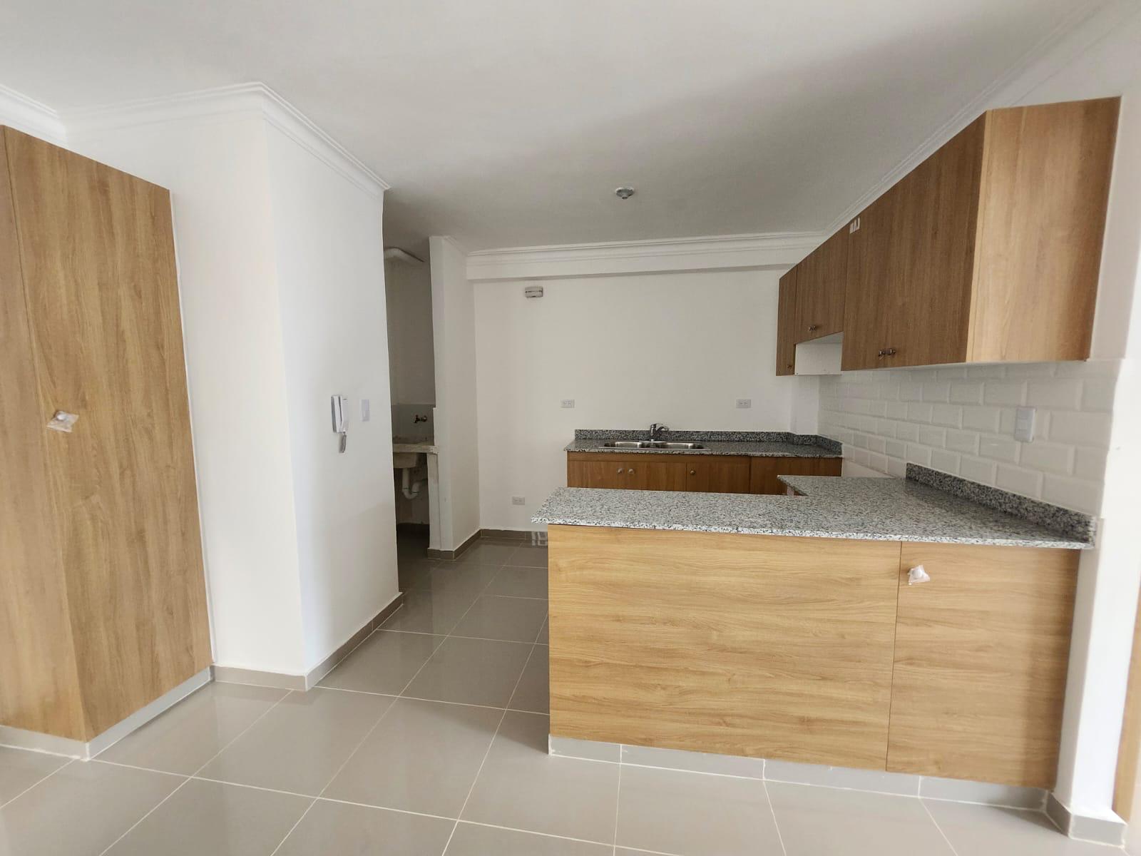 Apartamento NUEVO en alquiler –  Santo Domingo Este Foto 7304191-2.jpg