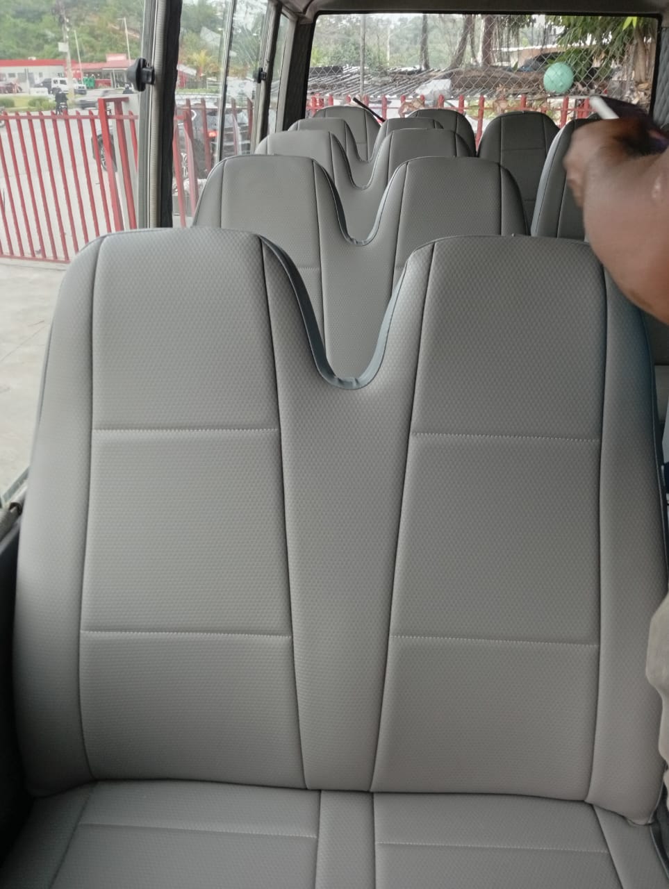 Vendo Toyota Coaster de oportunidad  Foto 7304221-8.jpg
