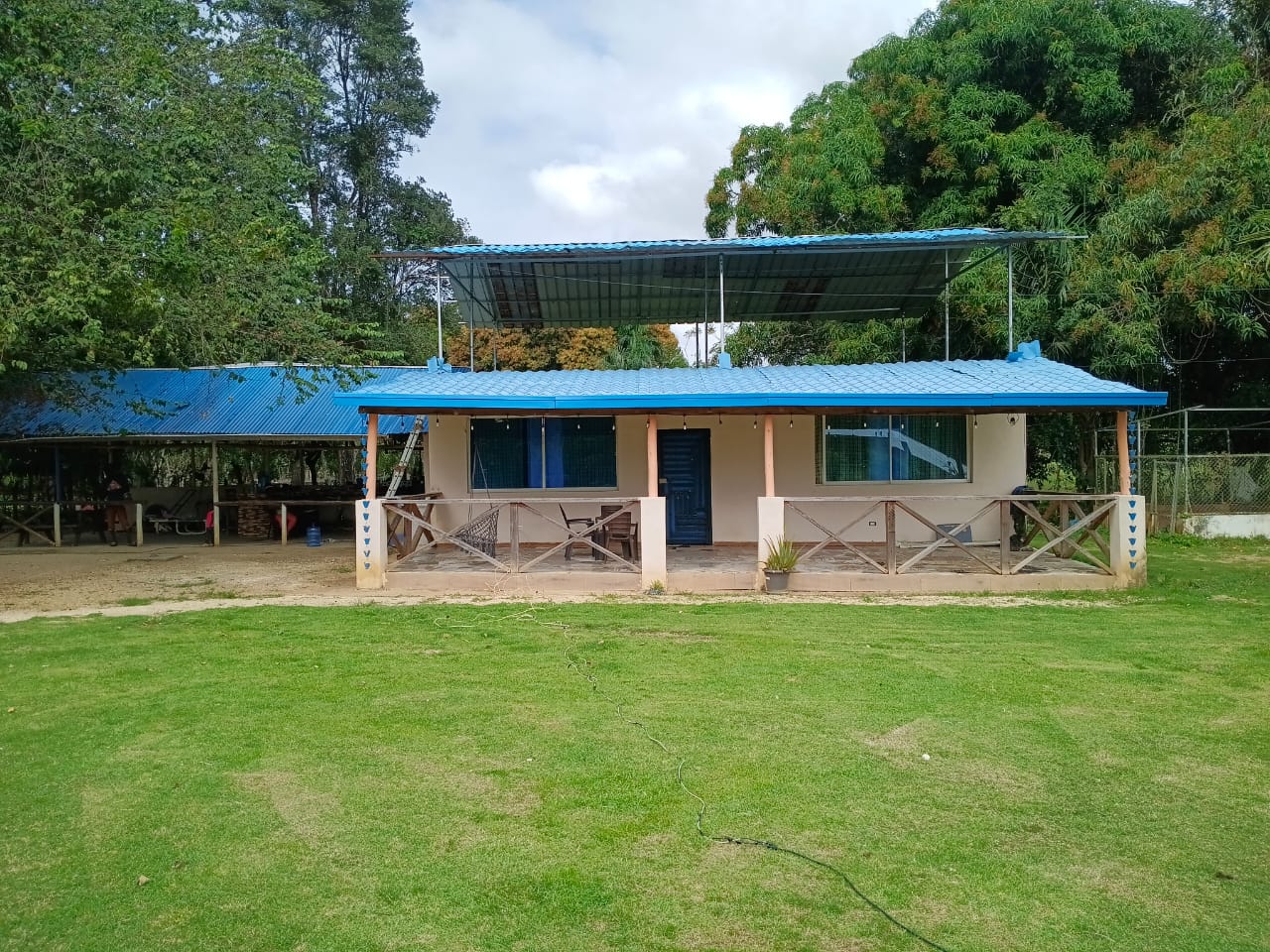 Finca de 21 tareas recreativas y agrícolas con tres naves para crianza Foto 7304236-2.jpg