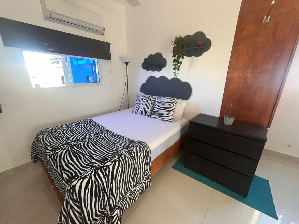 1075 ALQUILER DE APARTA ESTUDIO AMUEBLADO-ZONA UNIVERSITARIA 5C Foto 7304237-6.jpg