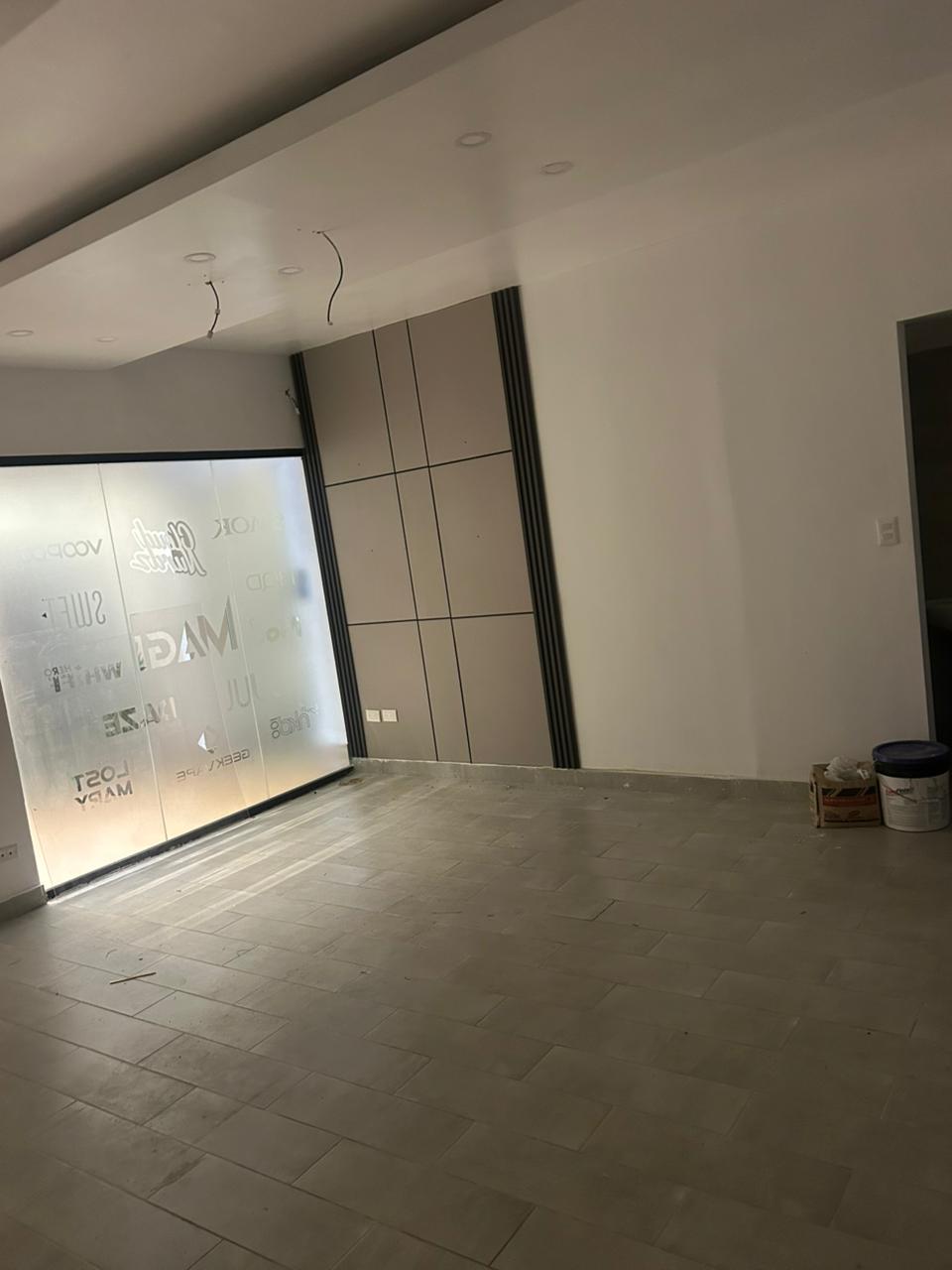  LOCAL COMERCIAL EN ALQUILER – AV. SARASOTA  Foto 7304271-3.jpg