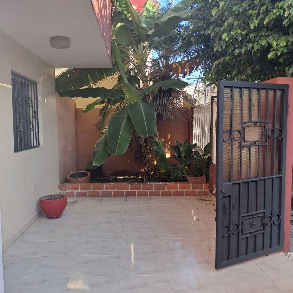 Se vende vivienda 176 m2  Velazcasas Distrito Nacional Foto 7304355-2.jpg