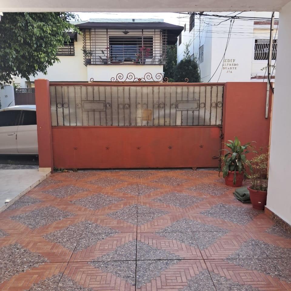 Se vende vivienda 176 m2  Velazcasas Distrito Nacional Foto 7304355-3.jpg