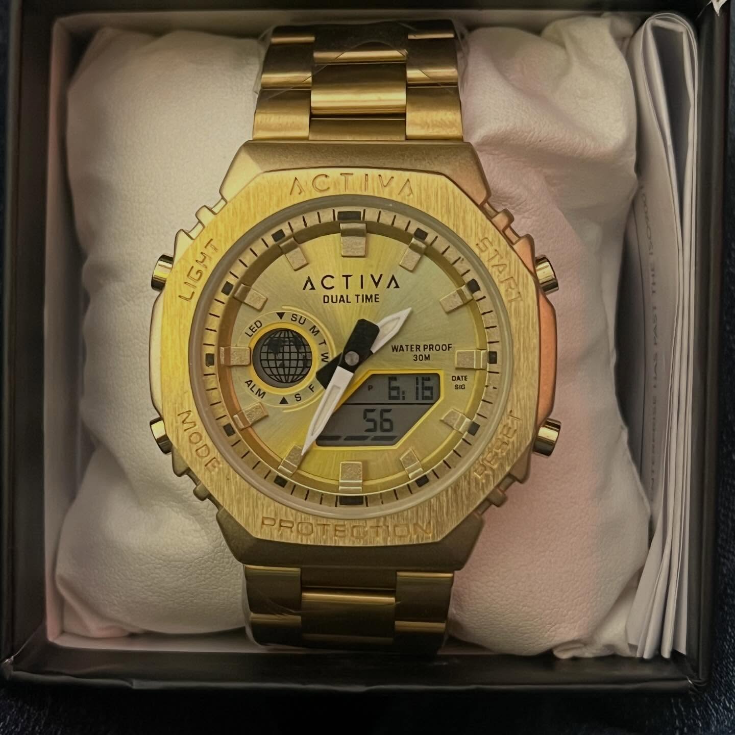 reloj activa xa invicta análogo-digital resistente al agua 30 metros c Foto 7304385-1.jpg