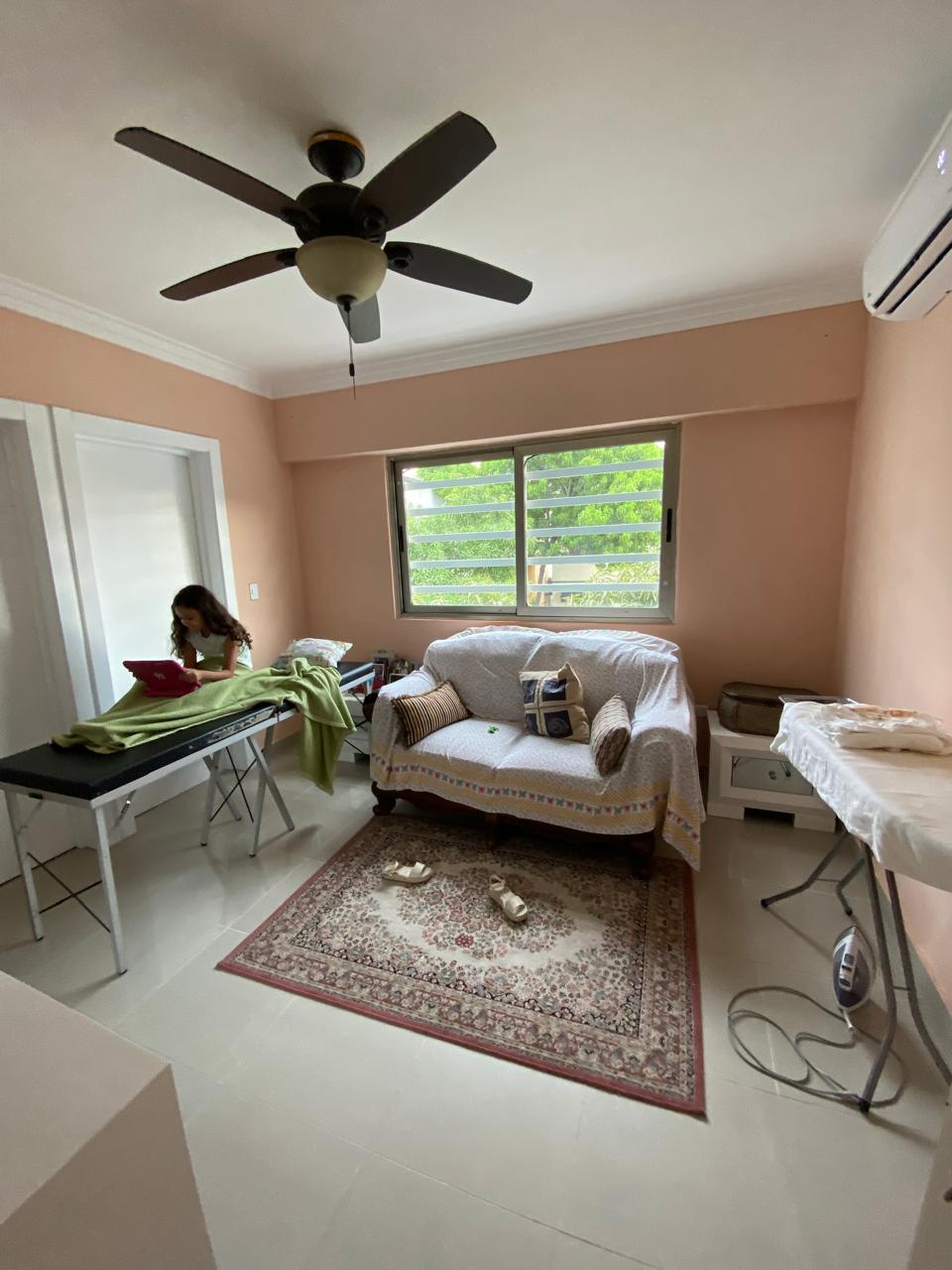 En Venta Apartamento en Evaristo Morales Foto 7304429-15.jpg