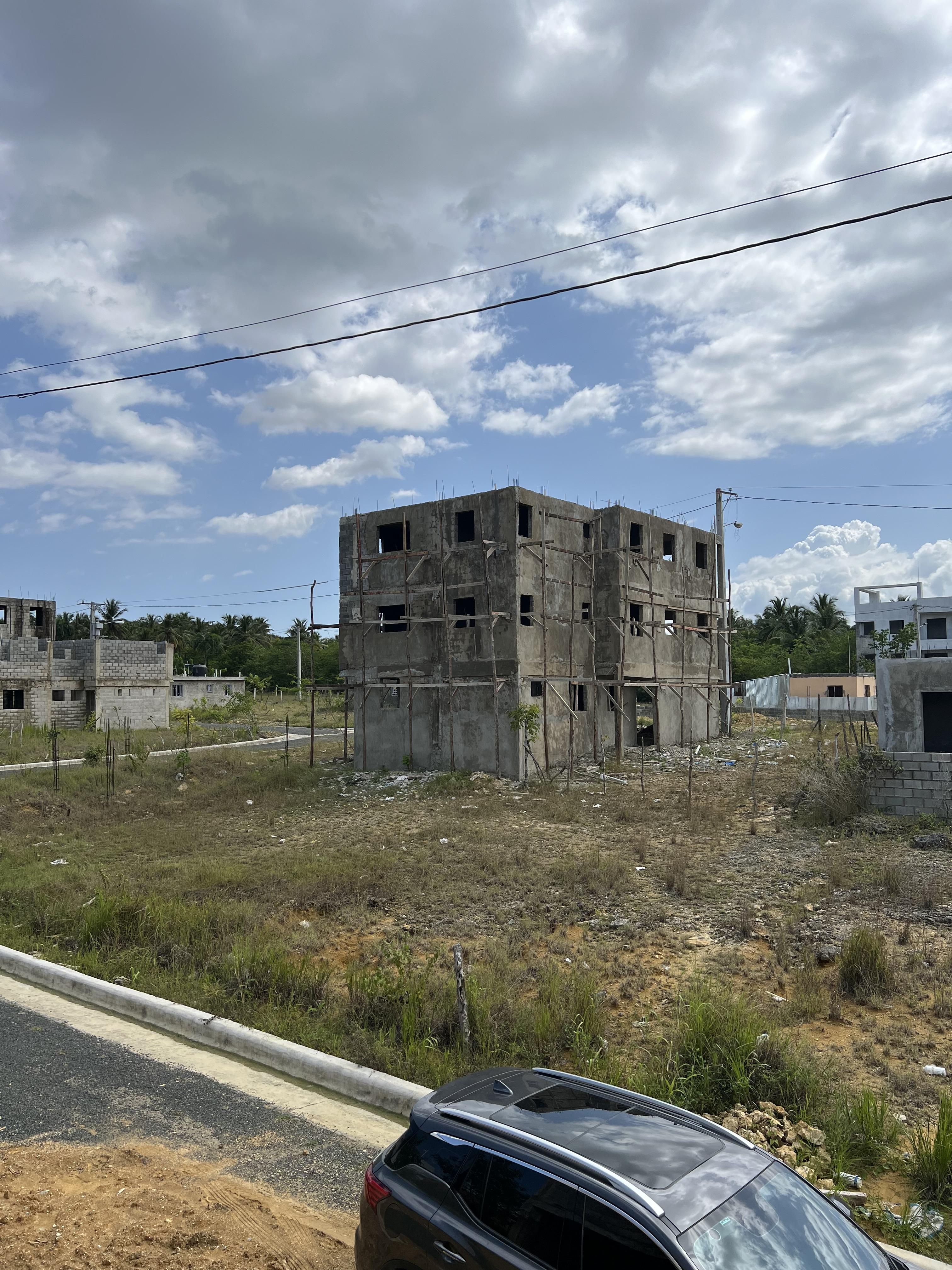 solar residencial de 135 metros paga el inicial y construye Foto 7304557-2.jpg
