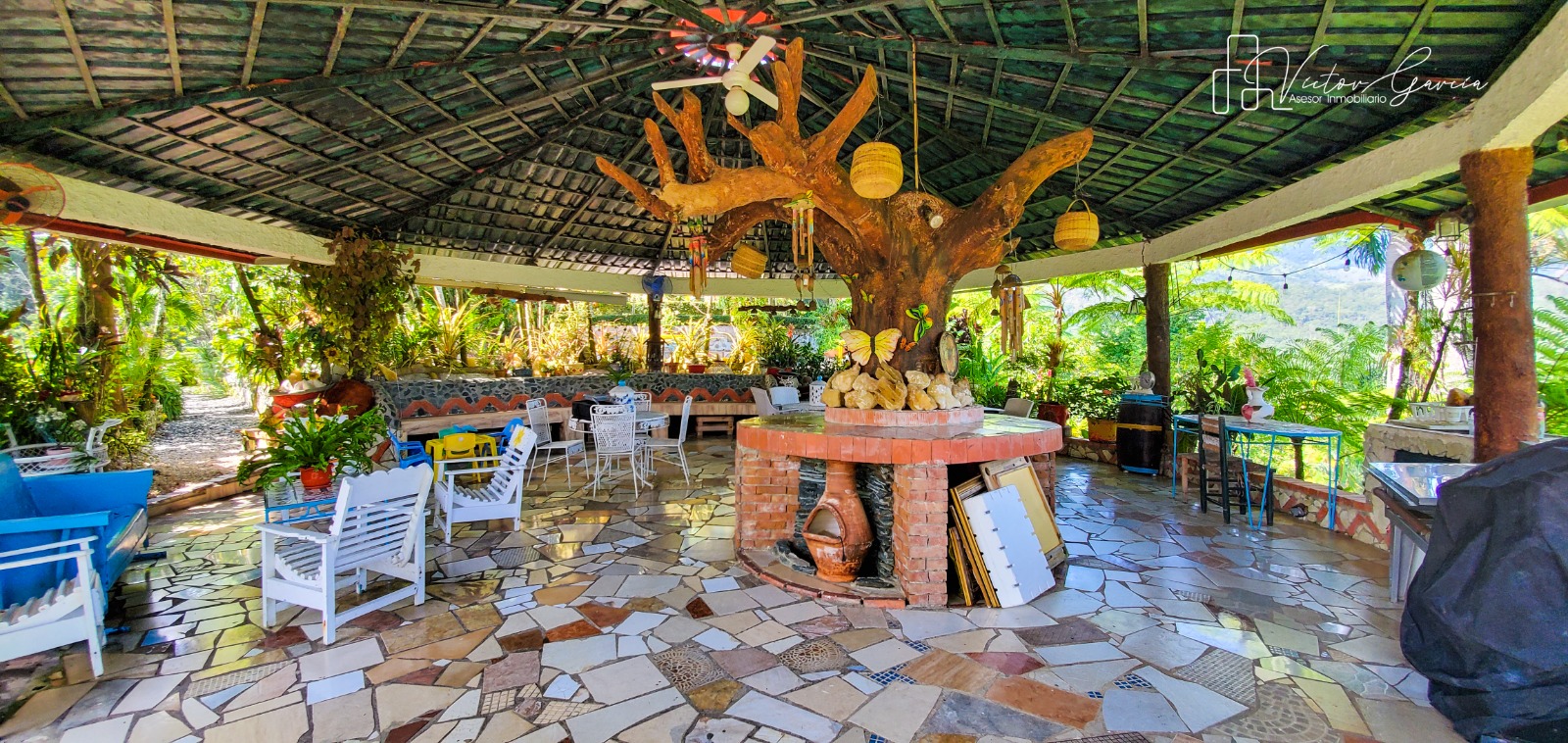 Finca de 10 tareas con casa campestre Jacuzzi con exuberantes y exótic Foto 7304700-11.jpg