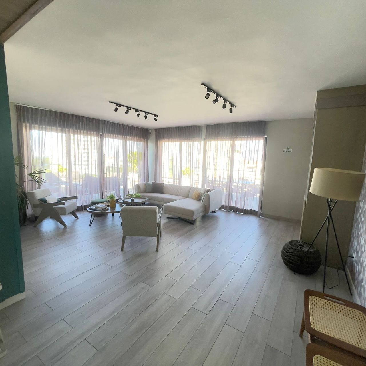 ???? APARTAMENTO AMUEBLADO DE LUJO EN RENTA  TORRE LA TRINITARIA Foto 7304786-15.jpg