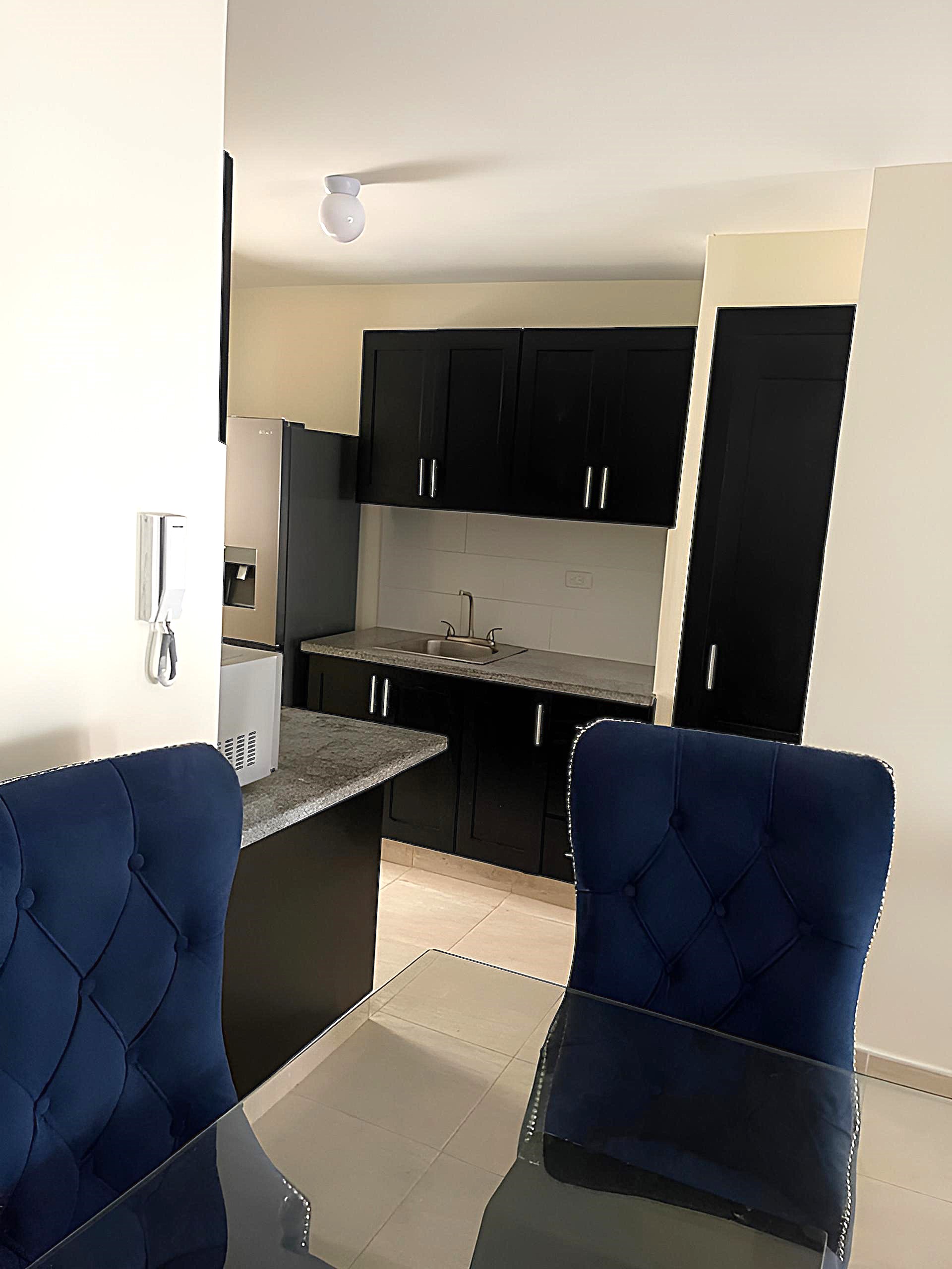 ???? APARTAMENTO AMUEBLADO EN VENTA EN OFERTA  LICEY AL MEDIO SANTIAGO Foto 7304787-6.jpg