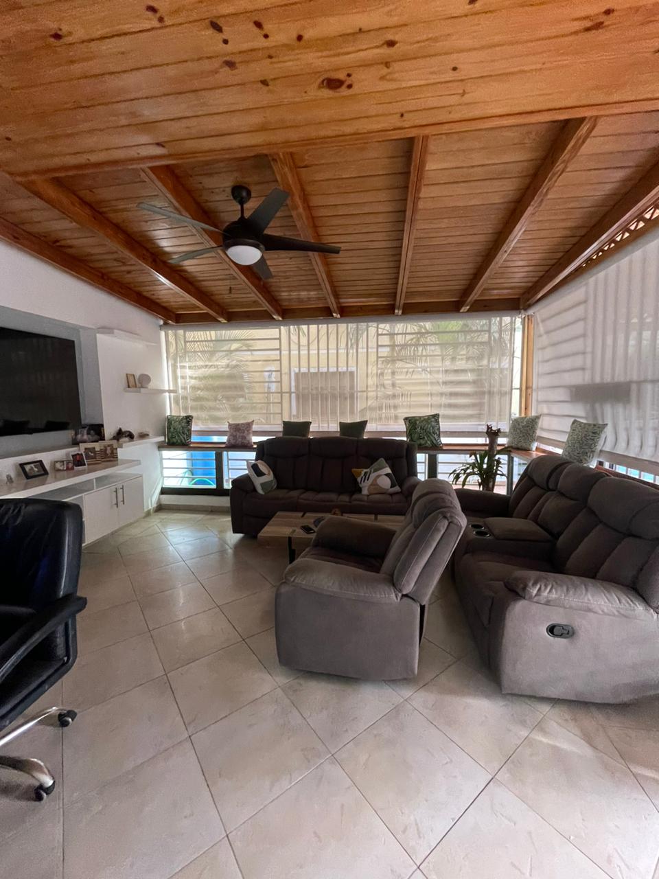 Venta de Apartamento – Segundo Nivel con Terraza y Jacuzzi  El Millón Foto 7304883-11.jpg