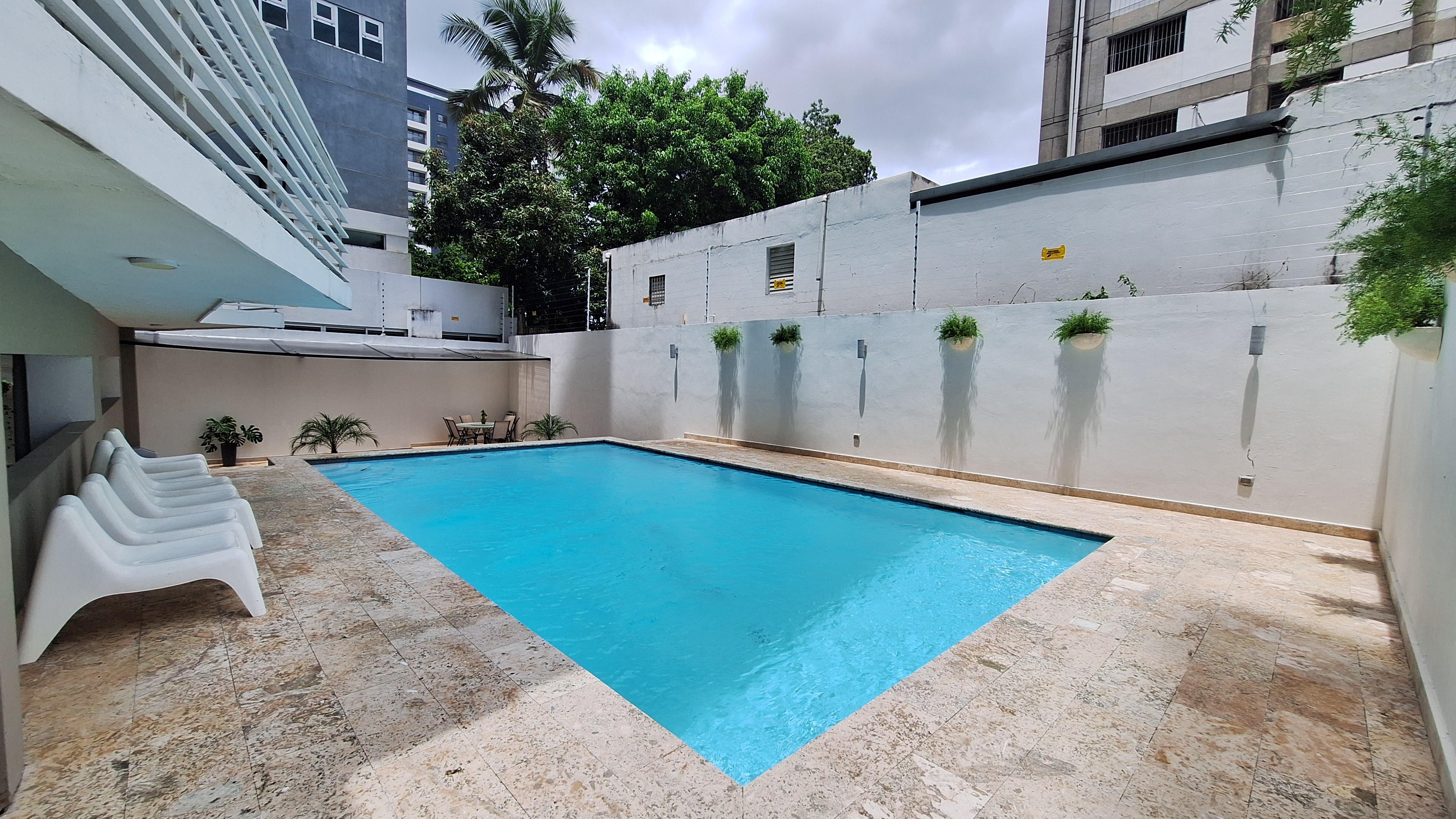 Apartamento Amueblado en Venta – Ensanche Naco Foto 7304889-1.jpg