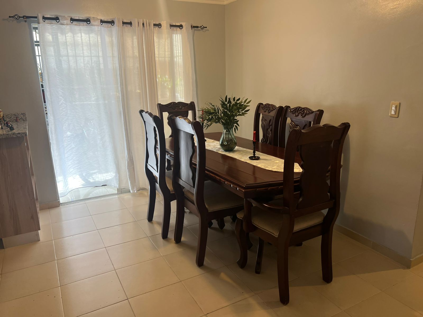 Se vende apartamento remodelado en Residencial Carmen Renata 3 Pantoja Foto 7304891-10.jpg